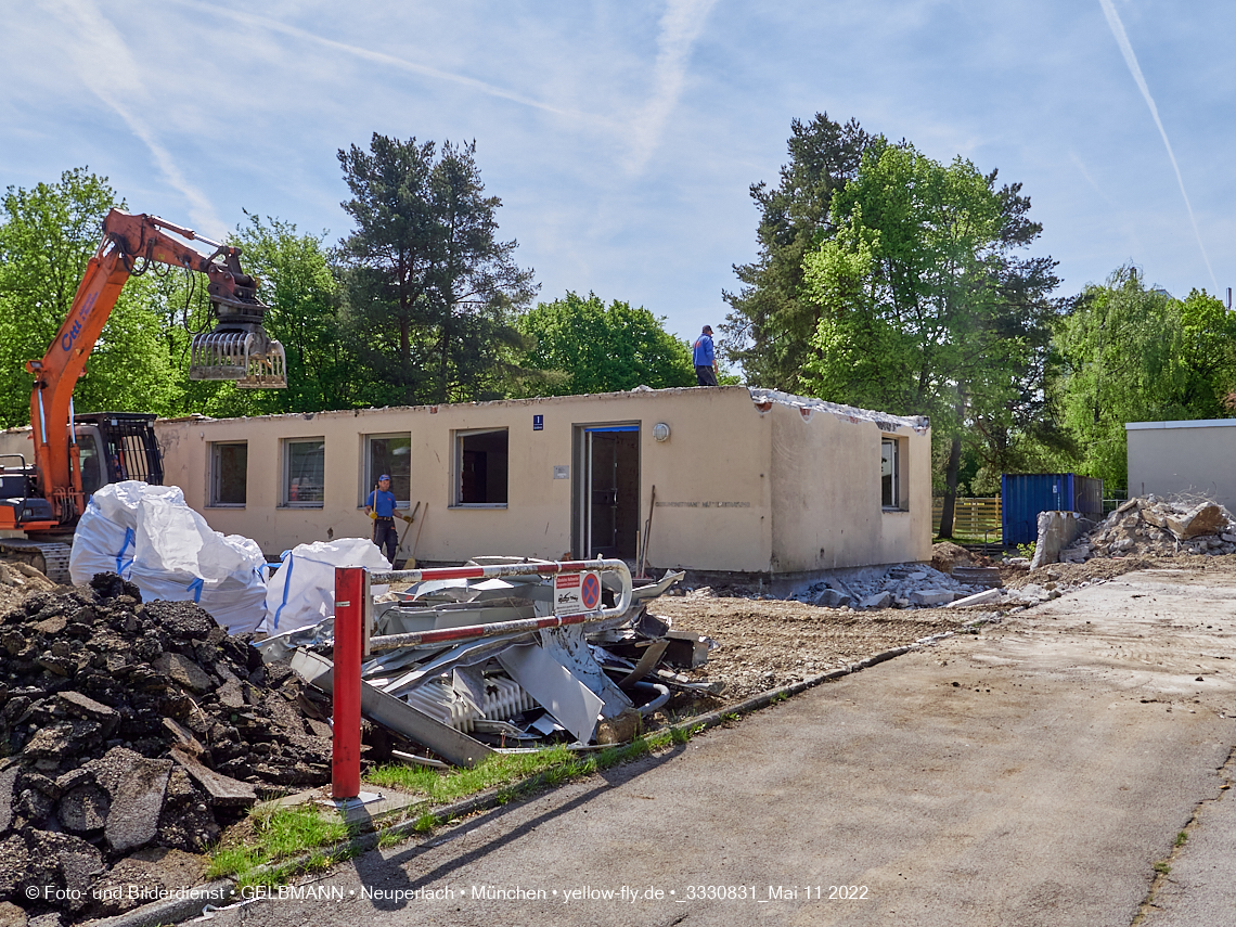 11.05.2022 - Baustelle am Haus für Kinder in Neuperlach
